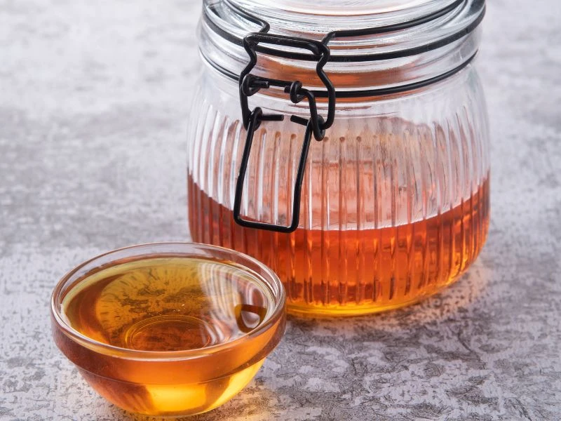 Honey-flavored syrup "Kvetka"