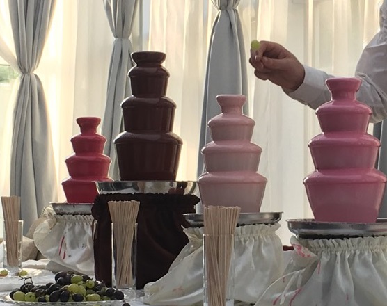 разноцветный шоколад для фонтанов